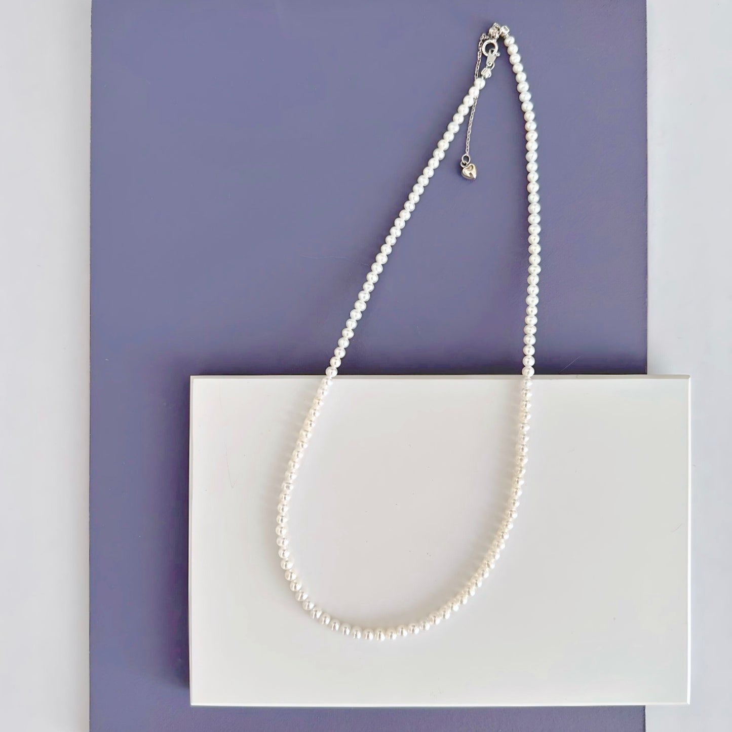White Round Pearl Necklace
