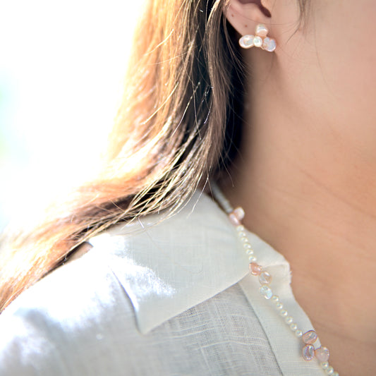 Trillium Coral Pearl Stud Earring