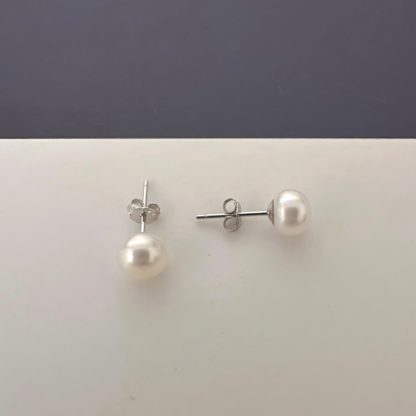 White Pearl Stud Earring - 6.5/7.0mm