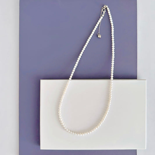White Round Pearl Necklace