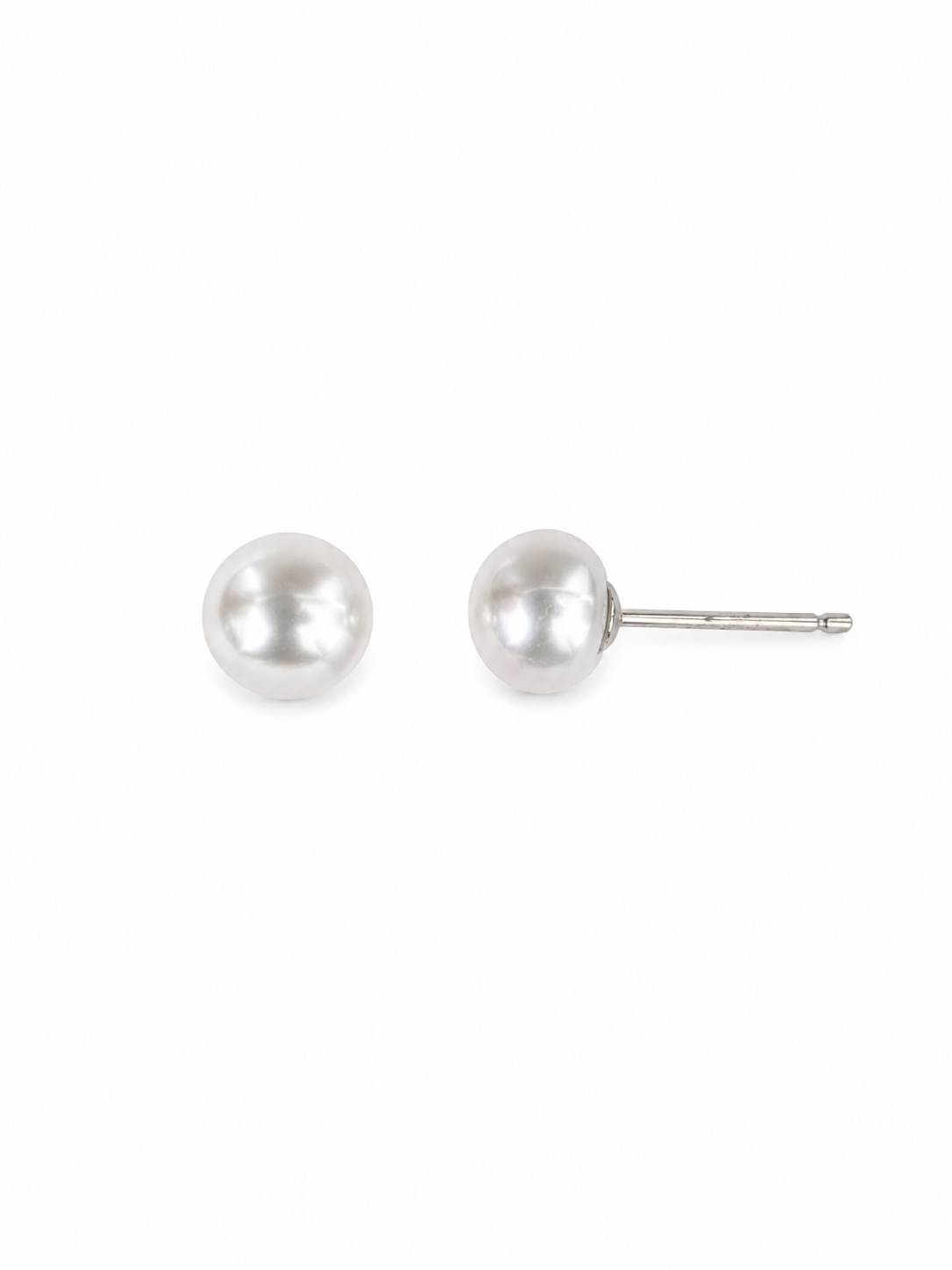 White Pearl Stud Earring  6.5-7.0mm