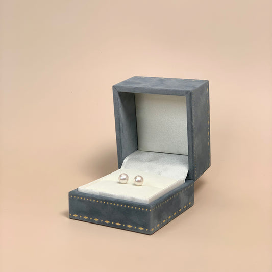White Pearl Stud Earring - 6.5/7.0mm